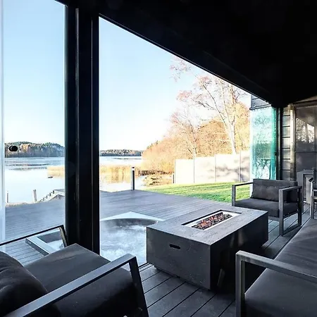 Villa Noir Muurla - Premium - Lakefront - Stylish Salo (Salo)