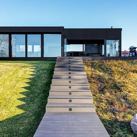 Noir Muurla - Premium - Lakefront - Stylish