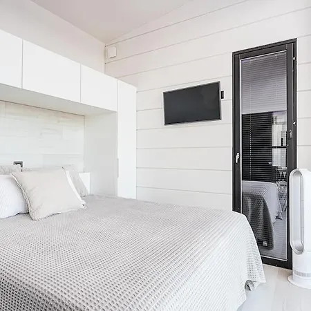 Noir Muurla - Premium - Lakefront - Stylish Villa *