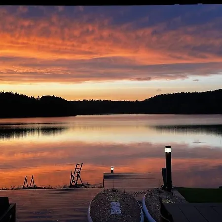 Noir Muurla - Premium - Lakefront - Stylish * 살로