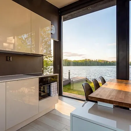 Noir Muurla - Premium - Lakefront - Stylish