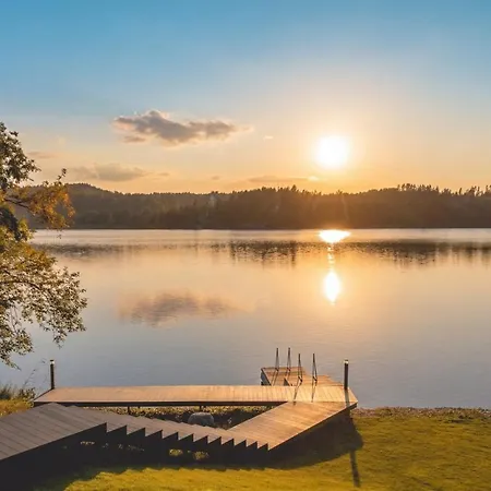 Noir Muurla - Premium - Lakefront - Stylish