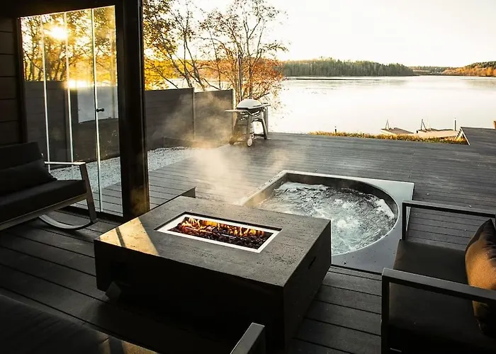 Noir Muurla - Premium - Lakefront - Stylish