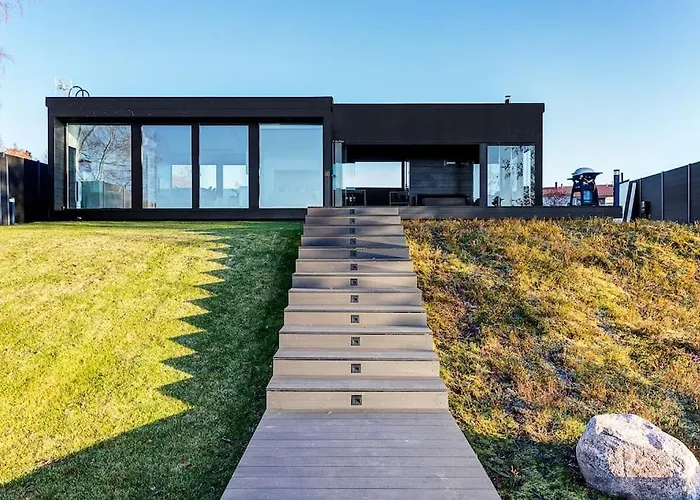 Noir Muurla - Premium - Lakefront - Stylish